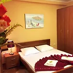 Studio-Apartment Ines